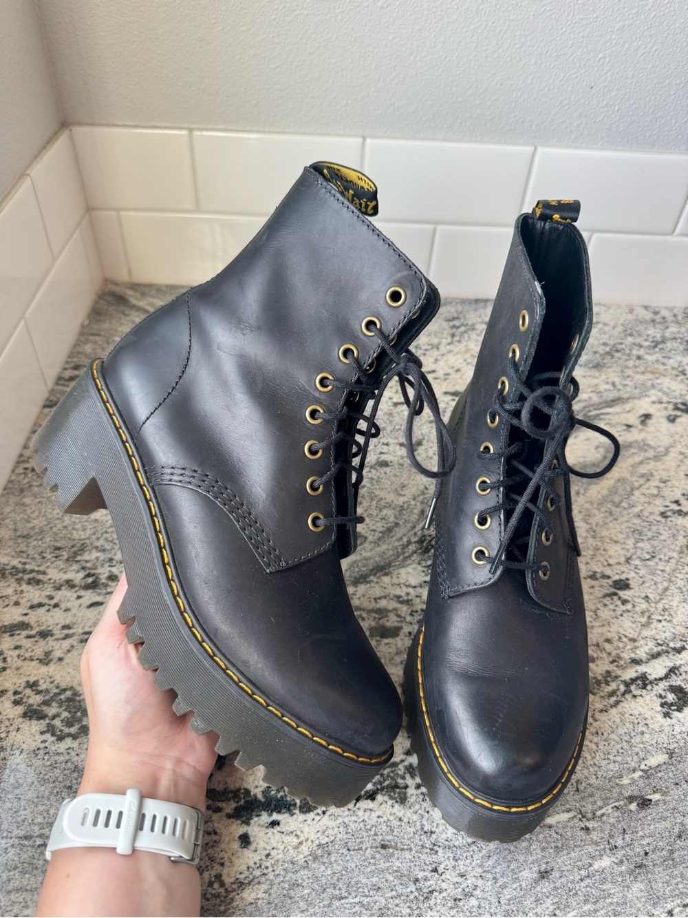 Dr. Martens Shriver Hi L 8/ 39 EU. EUC.